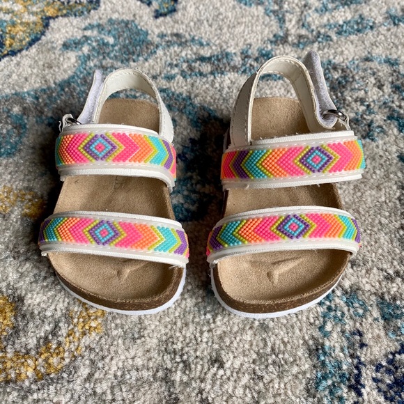 Children’s Place ankle wrap sandals - Picture 2 of 4